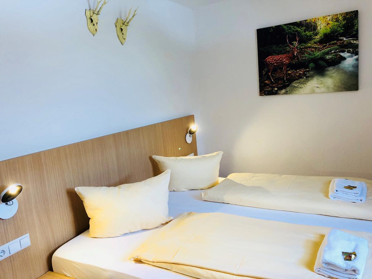 Hotel - Restaurant Hirschen - Werneths Landgasthof Beim Europa- Park Rust Rheinhausen Dış mekan fotoğraf