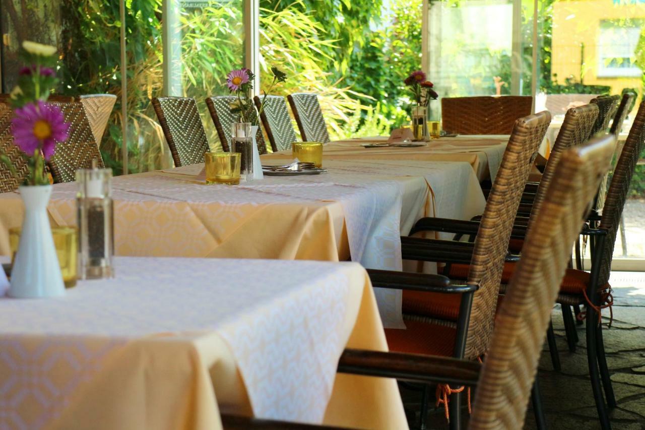 Hotel - Restaurant Hirschen - Werneths Landgasthof Beim Europa- Park Rust Rheinhausen Dış mekan fotoğraf