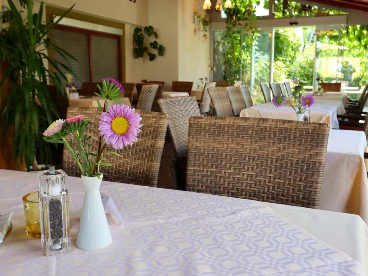 Hotel - Restaurant Hirschen - Werneths Landgasthof Beim Europa- Park Rust Rheinhausen Dış mekan fotoğraf