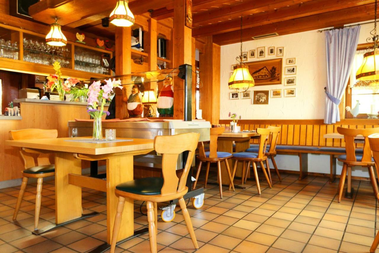 Hotel - Restaurant Hirschen - Werneths Landgasthof Beim Europa- Park Rust Rheinhausen Dış mekan fotoğraf